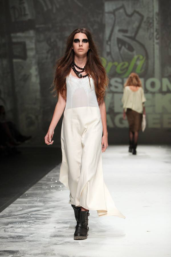 Fashion - Simone Manojlović